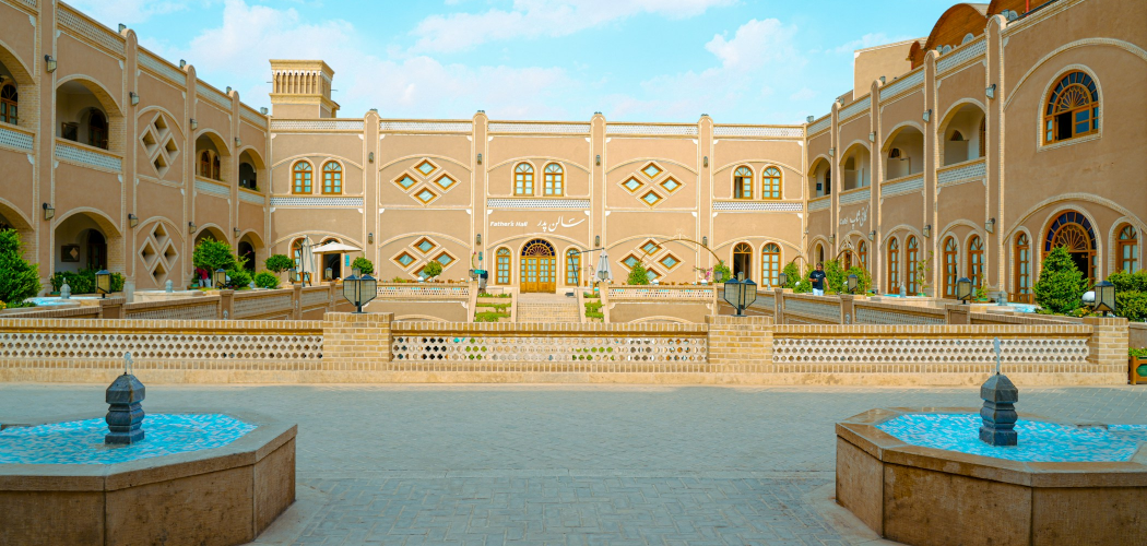 Arova Hotel